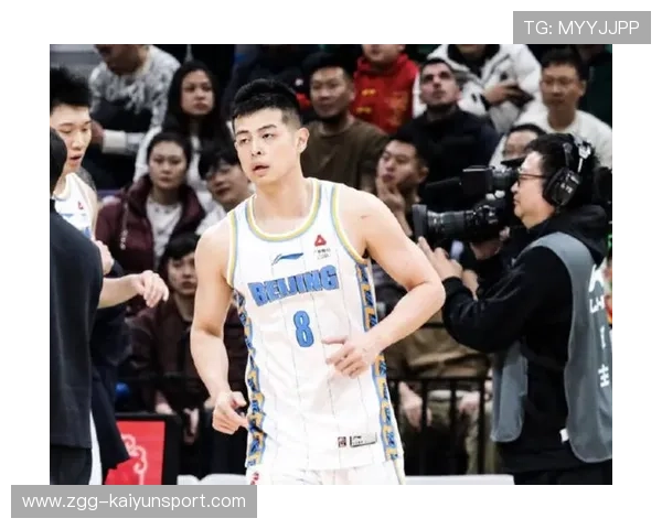 CBA北京外线连续命中完成惊心逆转