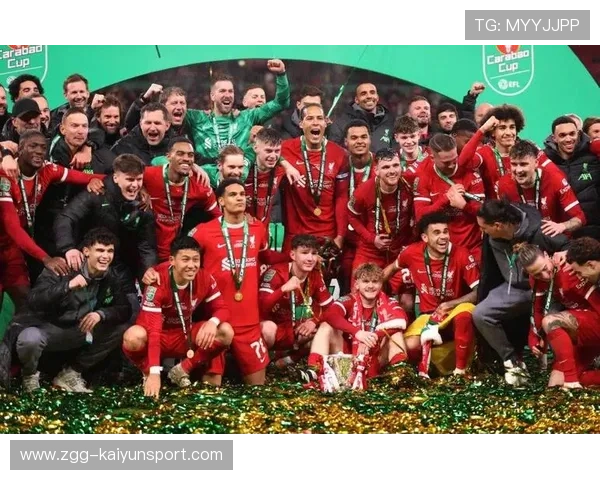 利物浦连续抢断，创造多次射门良机，激发球迷热情