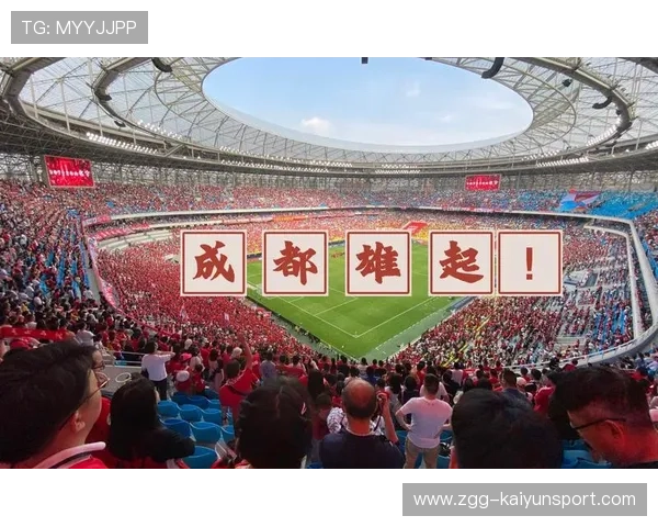 成都蓉城禁区的前压节奏持续增强，对方险象环生