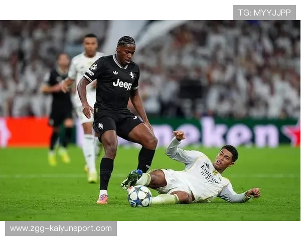 皇马内部赛中贝林厄姆三次抢断成功，安切洛蒂满意点头